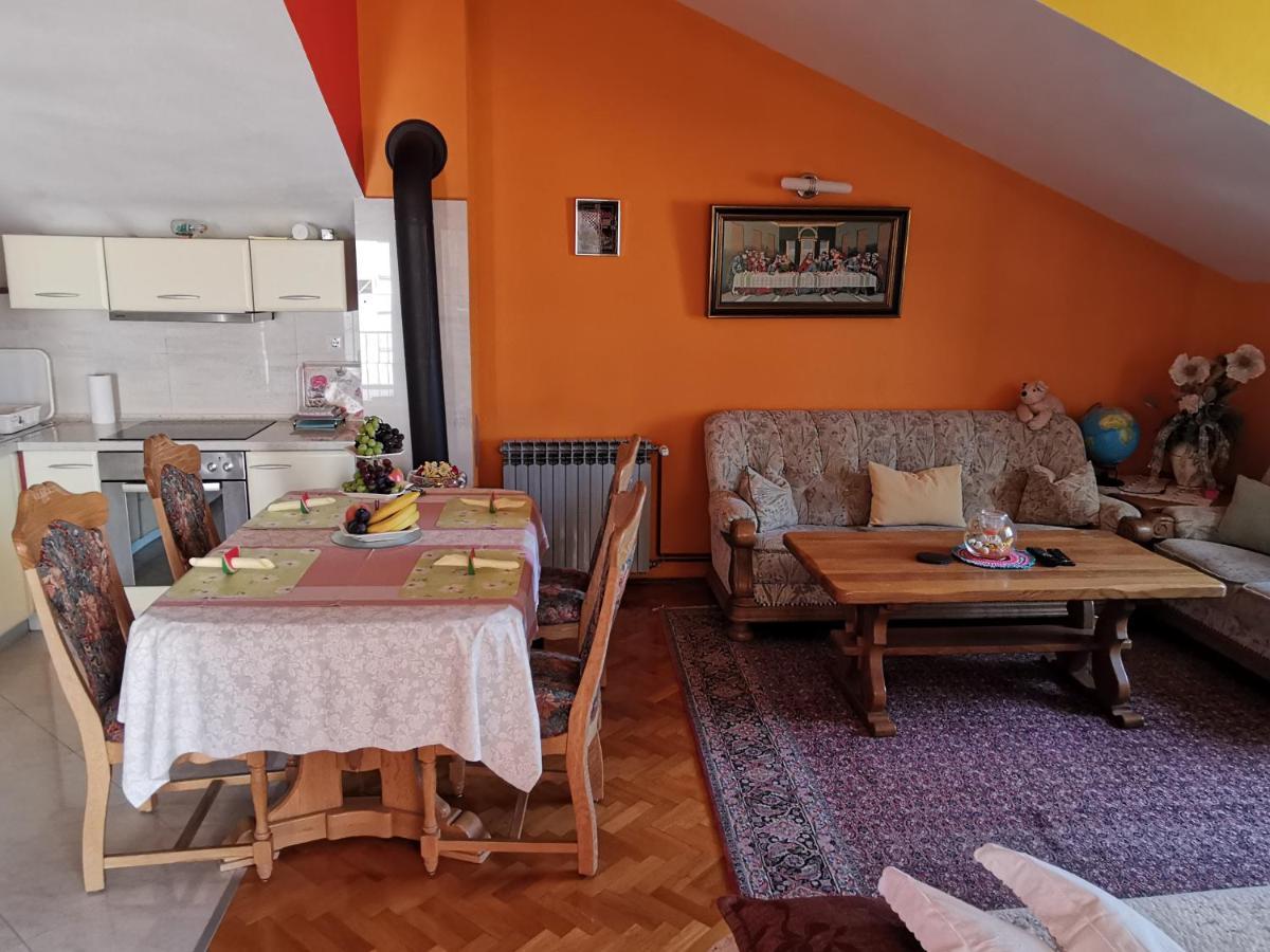 Nina Apartments Podstrana Bagian luar foto