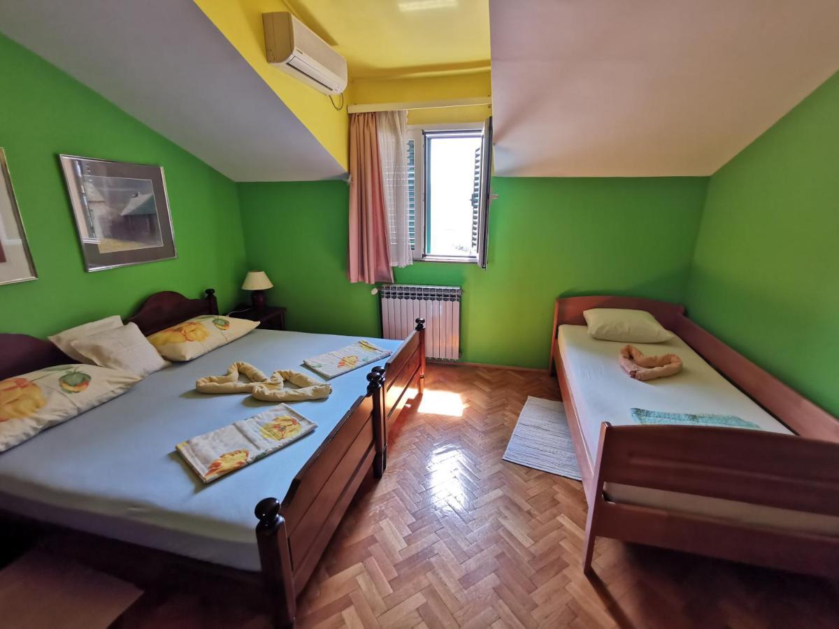 Nina Apartments Podstrana Bagian luar foto