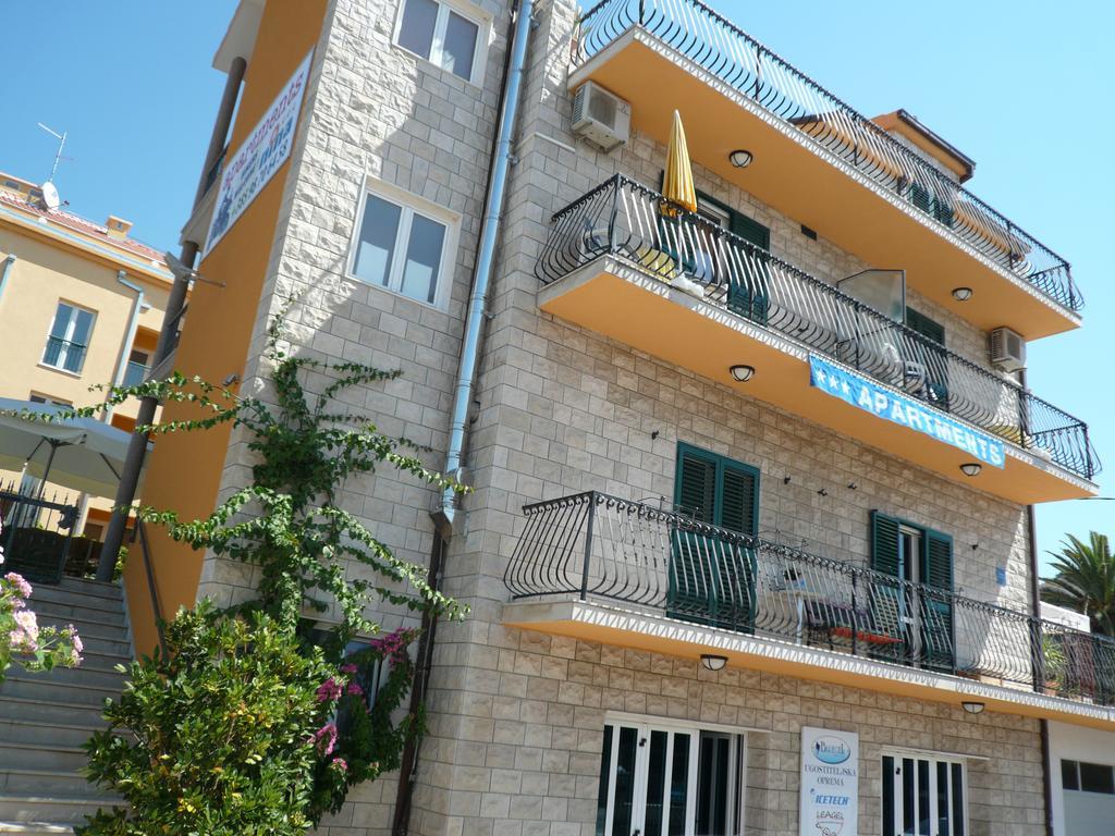 Nina Apartments Podstrana Bagian luar foto
